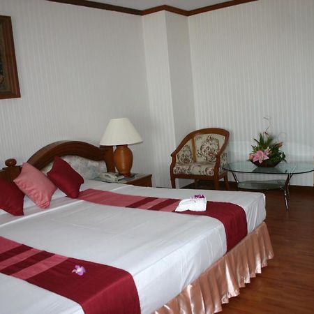 Chiangmai Ratanakosin Hotel Chiang Mai Buitenkant foto