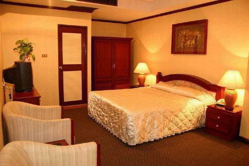 Chiangmai Ratanakosin Hotel Chiang Mai Buitenkant foto